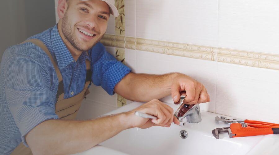 Professional clogged drains services in Arp, TX